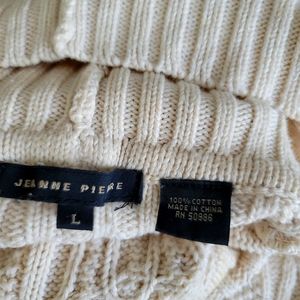 Cable Knit Turtle Neck!